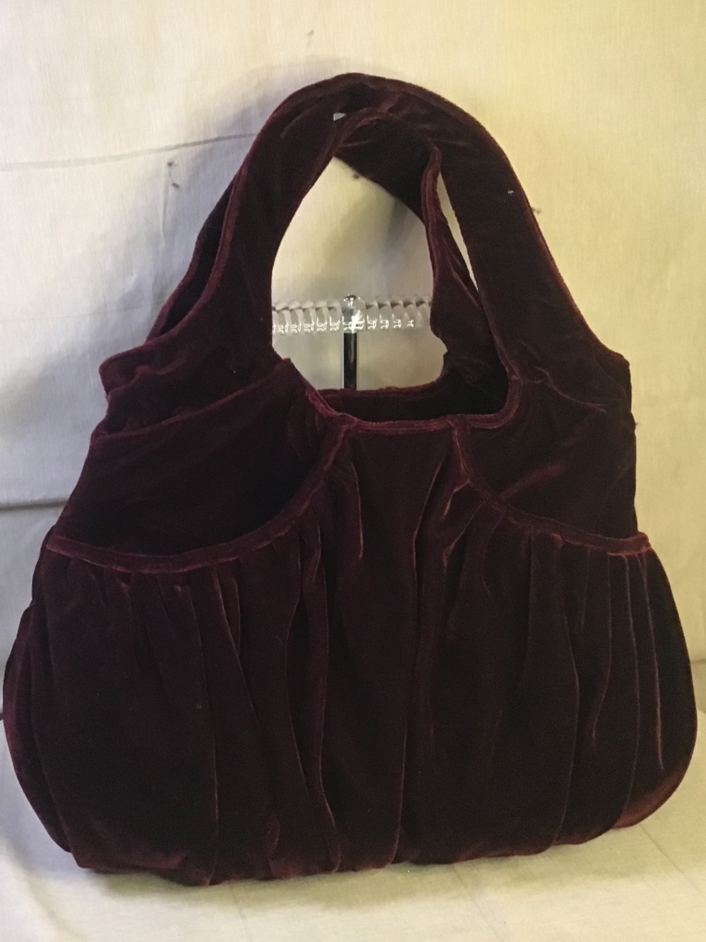 Bloomingdale’s Elegant Winter Purse Plum / Burgundy Velvet Hobo, Shoulder Bag.